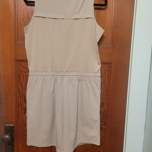 Any 2 for $20 Freedom trail dress - Picture 2 of 7